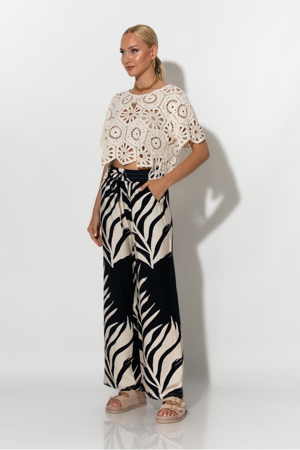 Παντελόνα με tropical print και κορδονι στην μέση μπλε Παντελόνα με tropical print και κορδονι στην μέση μπλε