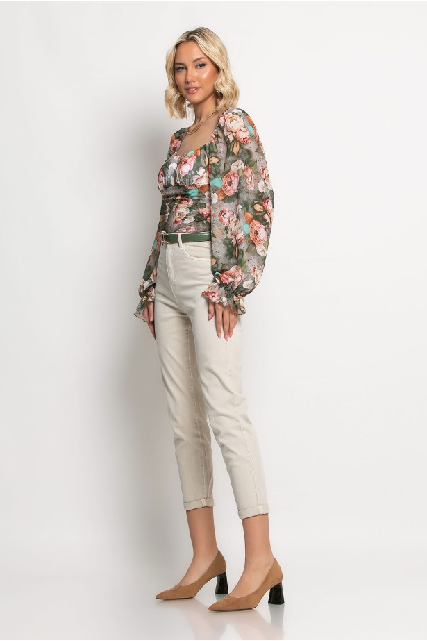 Mom jean loose fit μπεζ Mom jean loose fit μπεζ