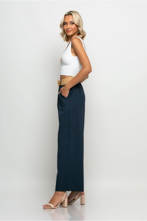 Cropped παντελόνα με ζώνη μπλε navy Cropped παντελόνα με ζώνη μπλε navy