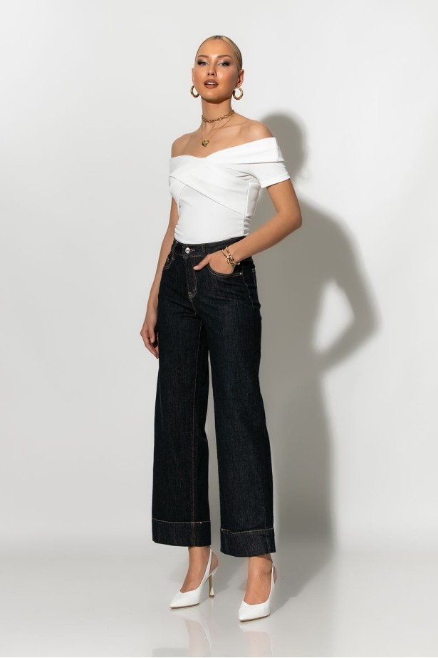 Jean mom fit με λεοπάρ λεπτομέρεια πίσω μπλε ντένιμ Jean mom fit με λεοπάρ λεπτομέρεια πίσω μπλε ντένιμ