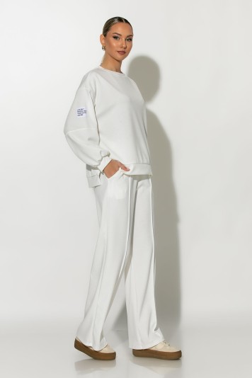 Σετ παντελόνα και oversized μπλούζα με pach στο μανίκι σιέλ