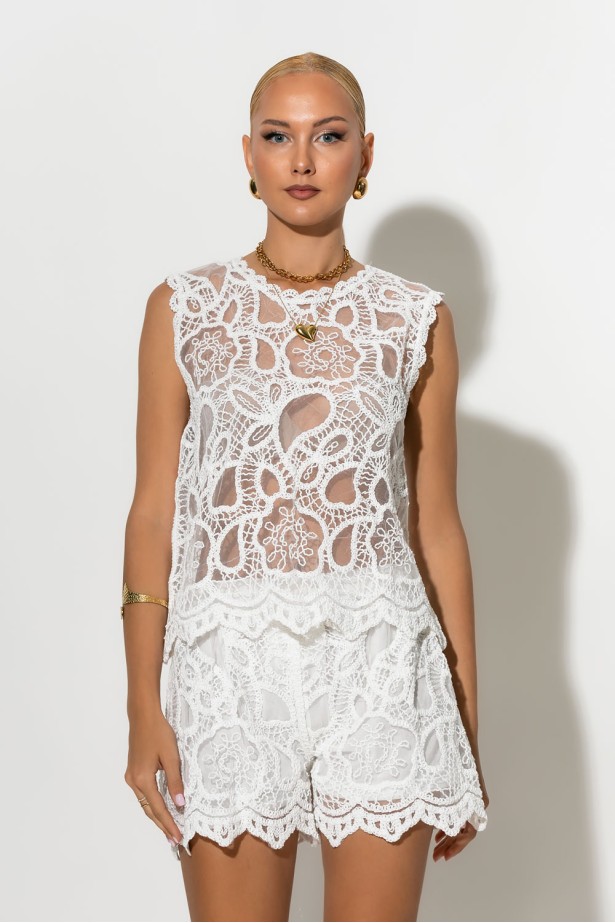 Crochet σορτς με διαφάνεια λευκό Crochet σορτς με διαφάνεια λευκό