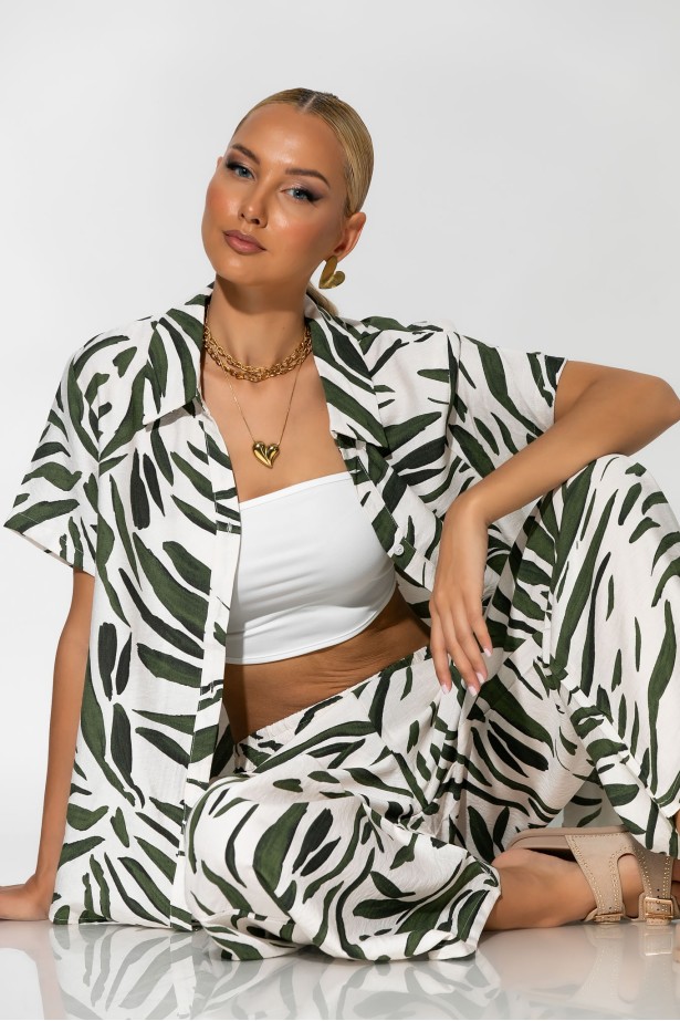 Σετ πουκάμισο και παντελόνι zebra print χακί Σετ πουκάμισο και παντελόνι zebra print χακί