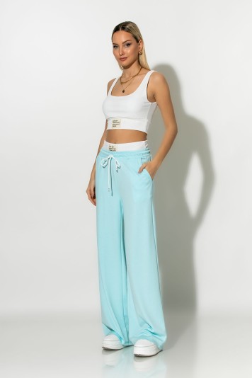 Σετ cropped μπλούζα τιραντέ με cups και boxer παντελόνα με pach μαύρο