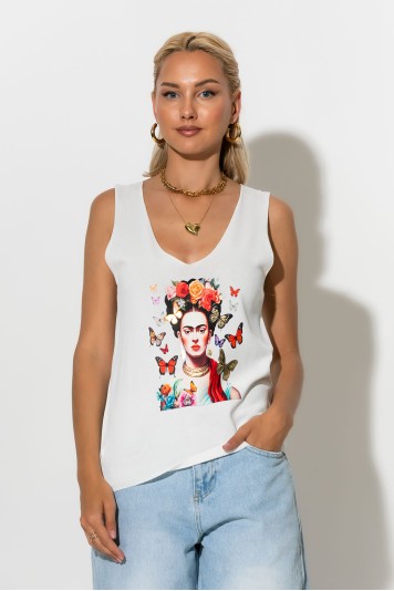 Πλεκτό αμάνικο με print frida λευκό