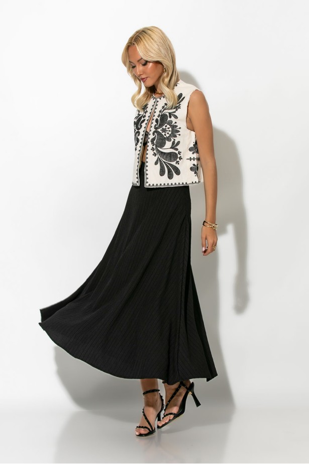 Boho γιλέκο με κεντήματα μπεζ-μαύρο Boho γιλέκο με κεντήματα μπεζ-μαύρο