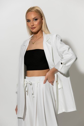 Blazer με ριγέ φόδρα και κουμπί στο μανίκι λευκό
