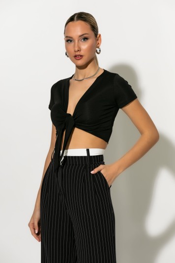 Crop top με δέσιμο μπροστά λευκό