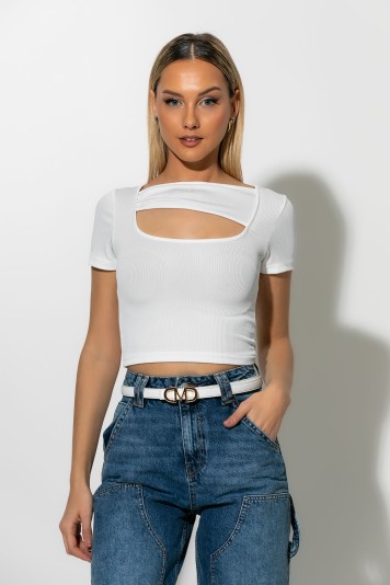 Ριπ crop top με άνοιγμα στο ντεκολτέ μαύρο