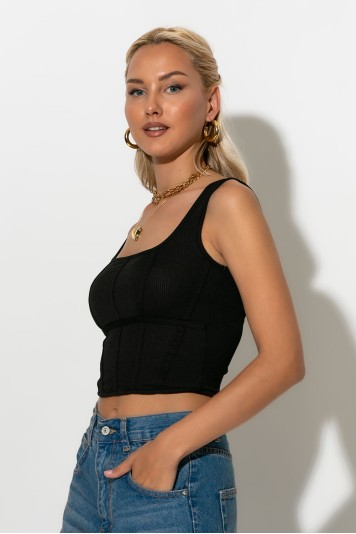 Τιραντέ crop top με λεπτομέρεια ραφές μαύρο