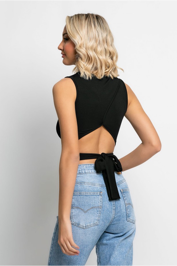 Crop top με ανοιχτή πλάτη και δέσιμο πίσω μαύρο Crop top με ανοιχτή πλάτη και δέσιμο πίσω μαύρο