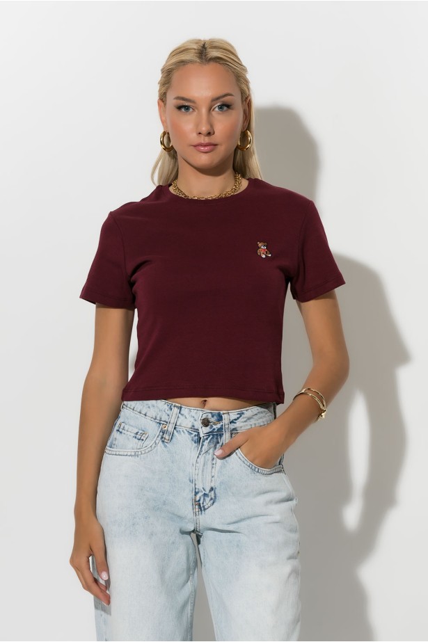 Cropped top με mini patch bear μπορντό Cropped top με mini patch bear μπορντό