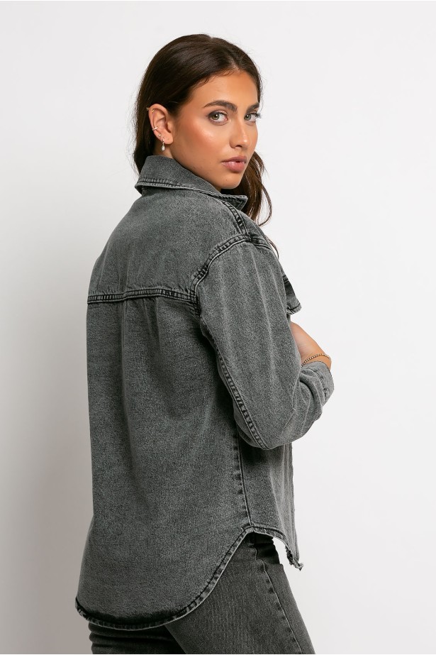 Jean jacket ασύμμετρο με τσέπες ανθρακί Jean jacket ασύμμετρο με τσέπες ανθρακί