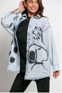 Jean jacket oversized με φθορές και στάμπα (Snoopy) μπλε ανοιχτό Jean jacket oversized με φθορές και στάμπα (Snoopy) μπλε ανοιχτό