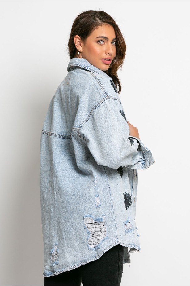 Jean jacket oversized με φθορές και στάμπα (Snoopy) μπλε ανοιχτό Jean jacket oversized με φθορές και στάμπα (Snoopy) μπλε ανοιχτό