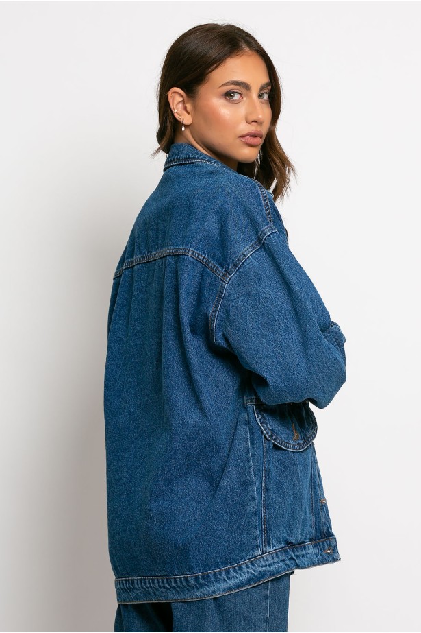 Jean jacket με χαμηλά τις τσέπες μπλε σκούρο Jean jacket με χαμηλά τις τσέπες μπλε σκούρο
