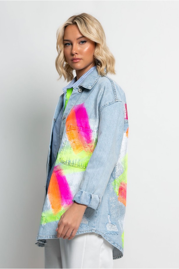Jean jacket oversized με φθορές φλούο χρώματα και στάμπα (face) μπλε ανοιχτό Jean jacket oversized με φθορές φλούο χρώματα και στάμπα (face) μπλε ανοιχτό