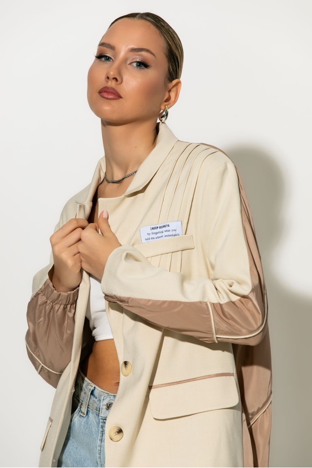Blazer με contrast back μπεζ Blazer με contrast back μπεζ