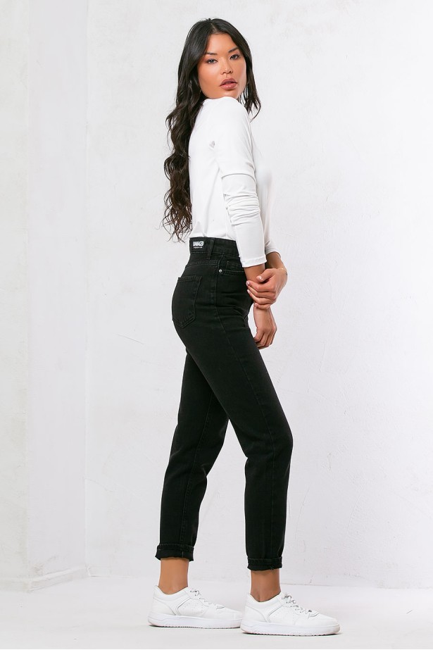 Jean mom fit μαύρο Jean mom fit μαύρο