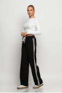 Wide leg παντελόνι ψαροκόκκαλο με ρίγα στο πλάι μαύρο Wide leg παντελόνι ψαροκόκκαλο με ρίγα στο πλάι μαύρο