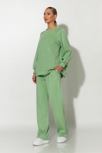 Σετ παντελόνα και oversized μπλούζα με δέσιμο στην πλάτη σιελ