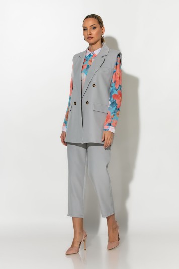 Σετ παντελόνι και oversized αμάνικο blazer με βάτες ματζέντα