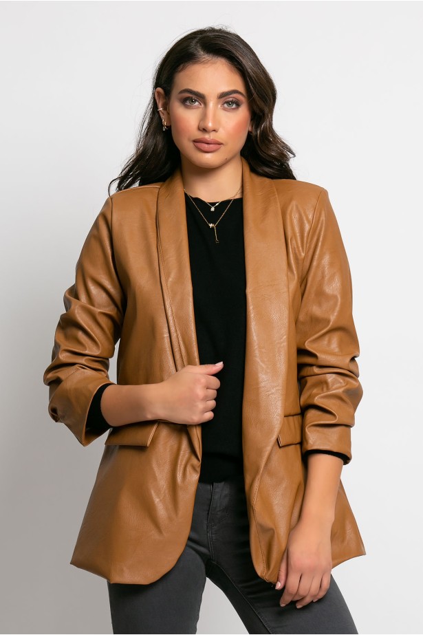 Blazer δερματίνη με σούρες στα μανίκια ταμπά Blazer δερματίνη με σούρες στα μανίκια ταμπά