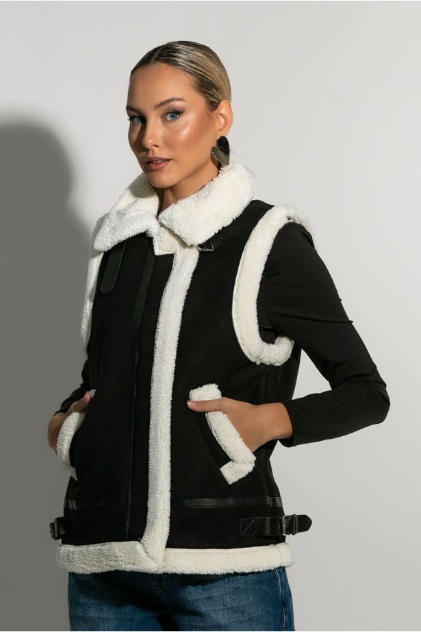 Sheepskin jacket αμάνικο μαύρο Sheepskin jacket αμάνικο μαύρο