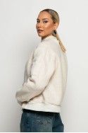 Bomber jacket μπουκλέ με τσέπη στο μανίκι εκρού Bomber jacket μπουκλέ με τσέπη στο μανίκι εκρού