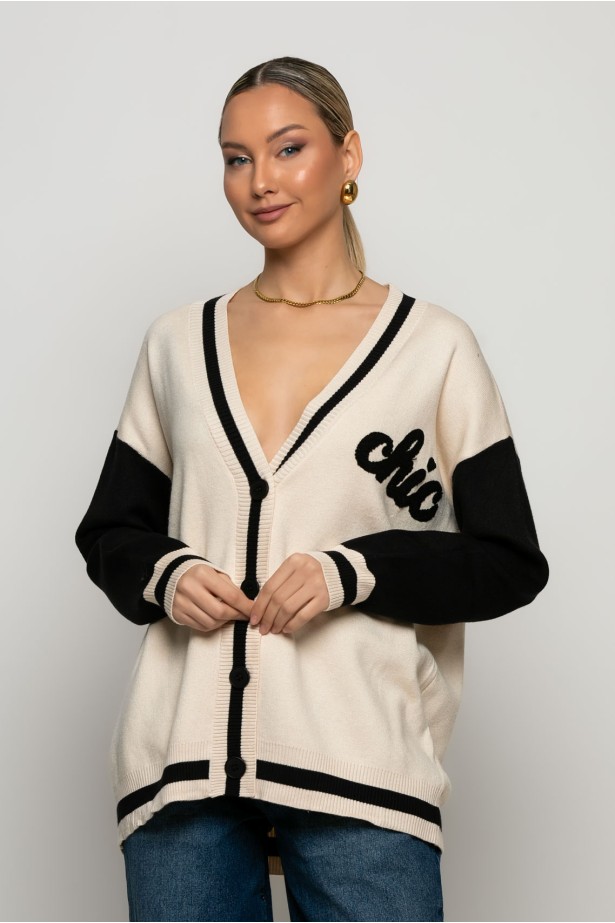 Oversized ζακέτα με pach chic μπεζ Oversized ζακέτα με pach chic μπεζ