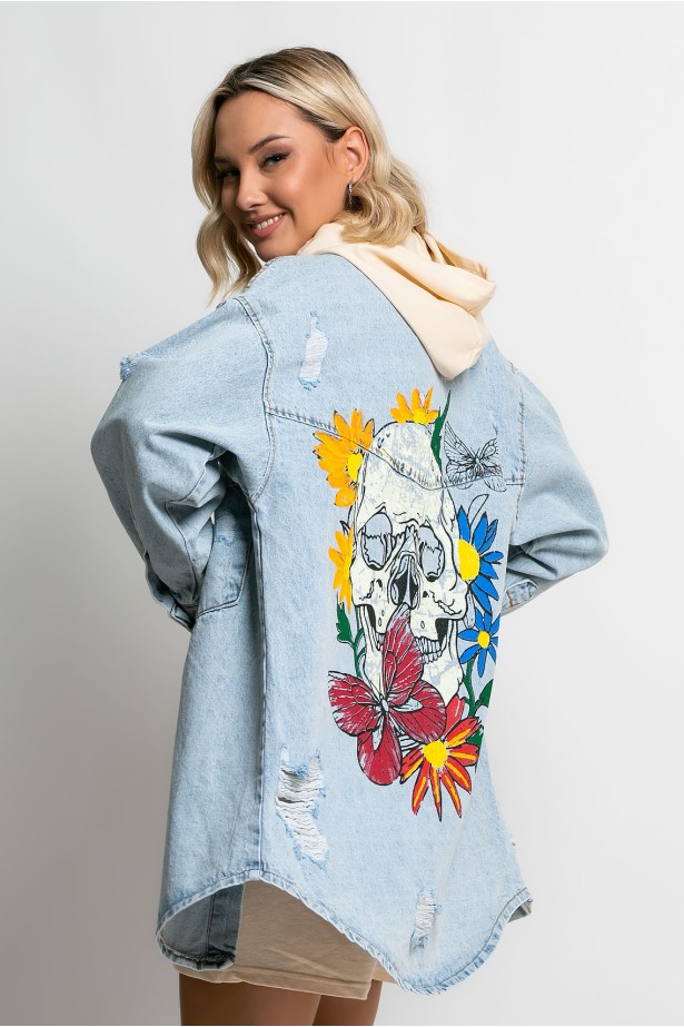 Jean jacket oversized με φθορές και στάμπα (skull) μπλε ανοιχτό Jean jacket oversized με φθορές και στάμπα (skull) μπλε ανοιχτό