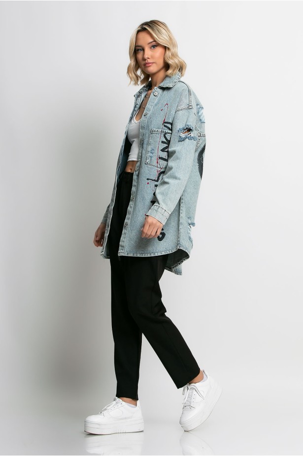 Jean jacket oversized με φθορές και στάμπα (give up) μπλε ανοιχτό Jean jacket oversized με φθορές και στάμπα (give up) μπλε ανοιχτό
