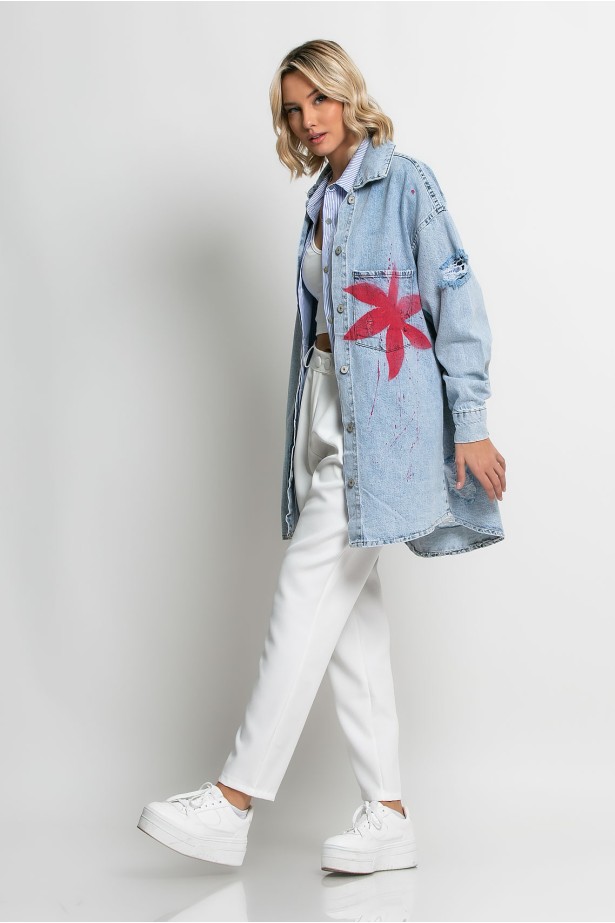 Jean jacket oversized με φθορές και στάμπα (flamingo) μπλε ανοιχτό Jean jacket oversized με φθορές και στάμπα (flamingo) μπλε ανοιχτό