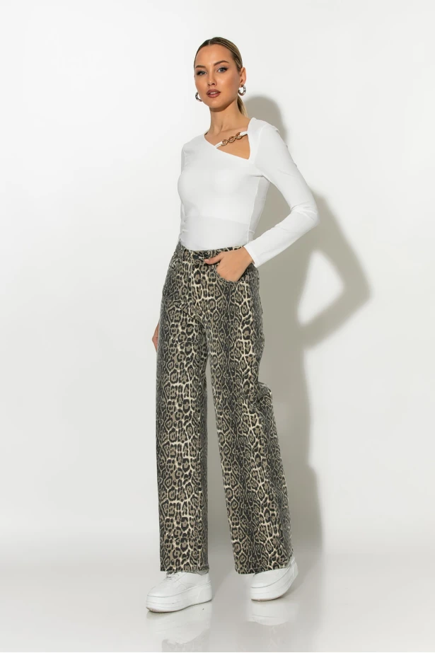 Jean wide leg λεοπάρ μπεζ Jean wide leg λεοπάρ μπεζ