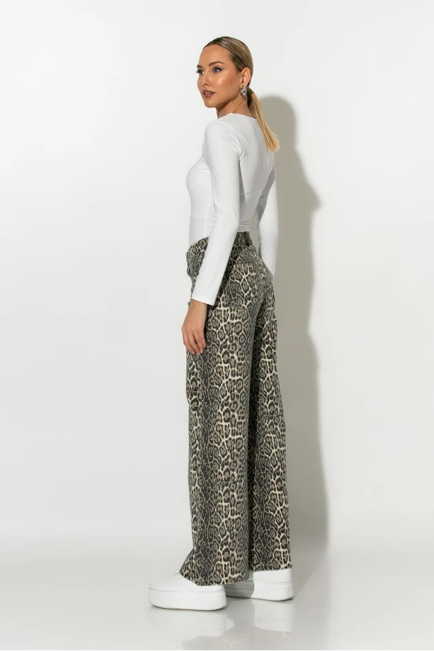Jean wide leg λεοπάρ μπεζ Jean wide leg λεοπάρ μπεζ