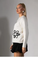 Πλεκτή μπλούζα και patch λουλούδια λευκό