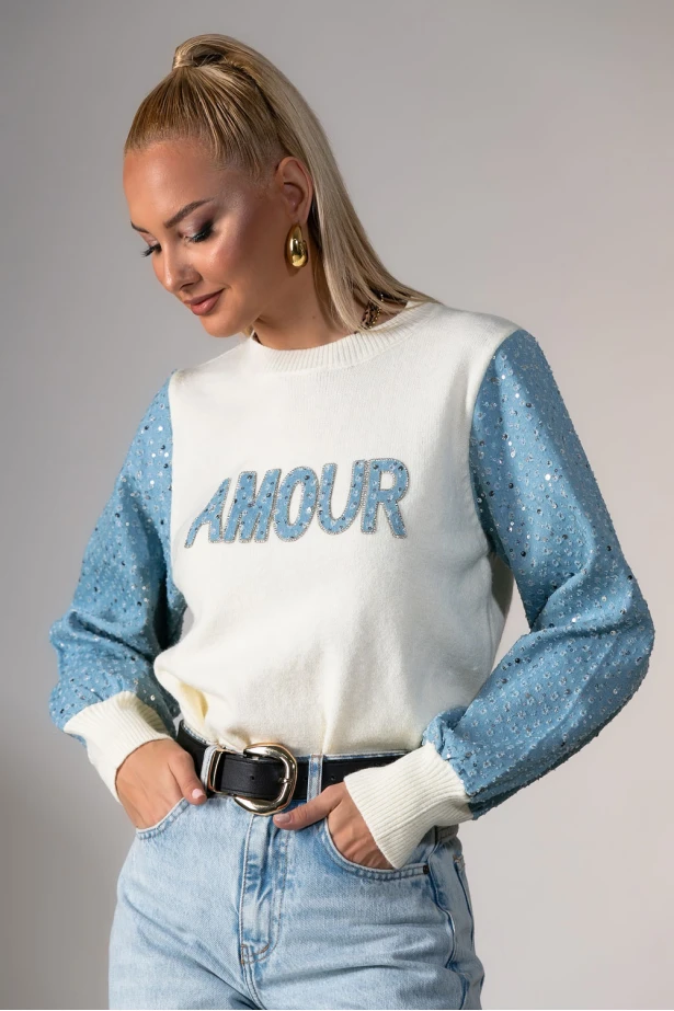 Πλεκτή μπλούζα με λεπρομέρειες στα μανίκια και στάμπα amour λευκό