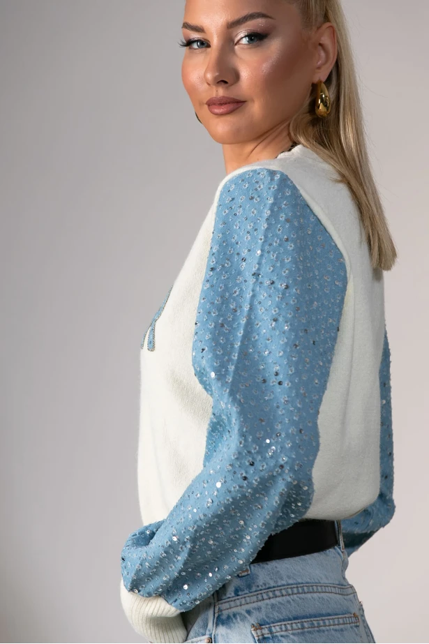 Πλεκτή μπλούζα με λεπρομέρειες στα μανίκια και στάμπα amour λευκό