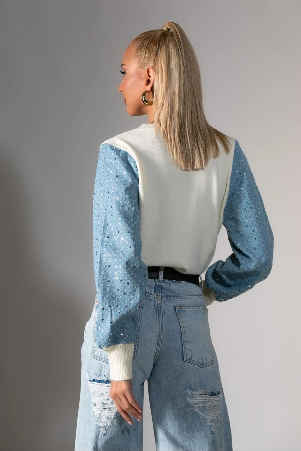 Πλεκτή μπλούζα με λεπρομέρειες στα μανίκια και στάμπα amour λευκό