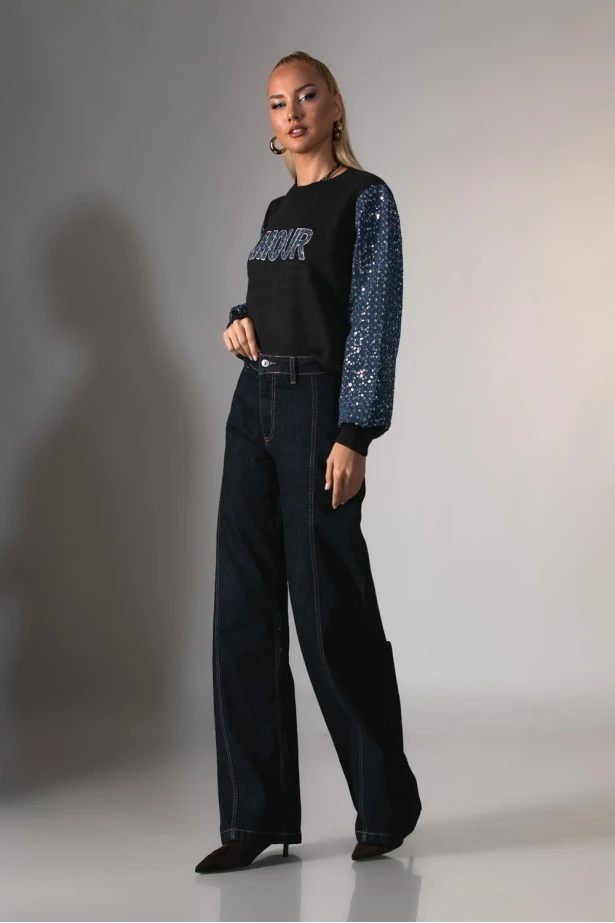 Πλεκτή μπλούζα με λεπρομέρειες στα μανίκια και στάμπα amour μαύρο