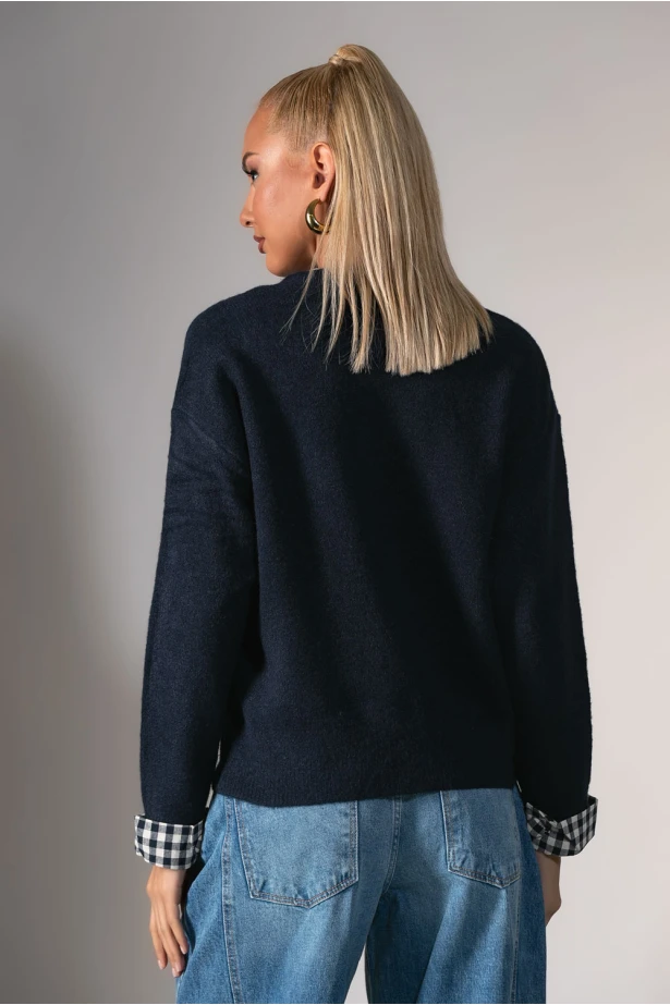 Πλεκτή μπλούζα με καρό λεπτομέρειες στα μανίκια μπλε