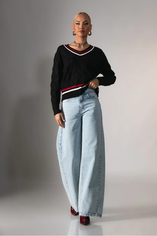 Πλεκτή μπλούζα με v και ρίγα μαύρο