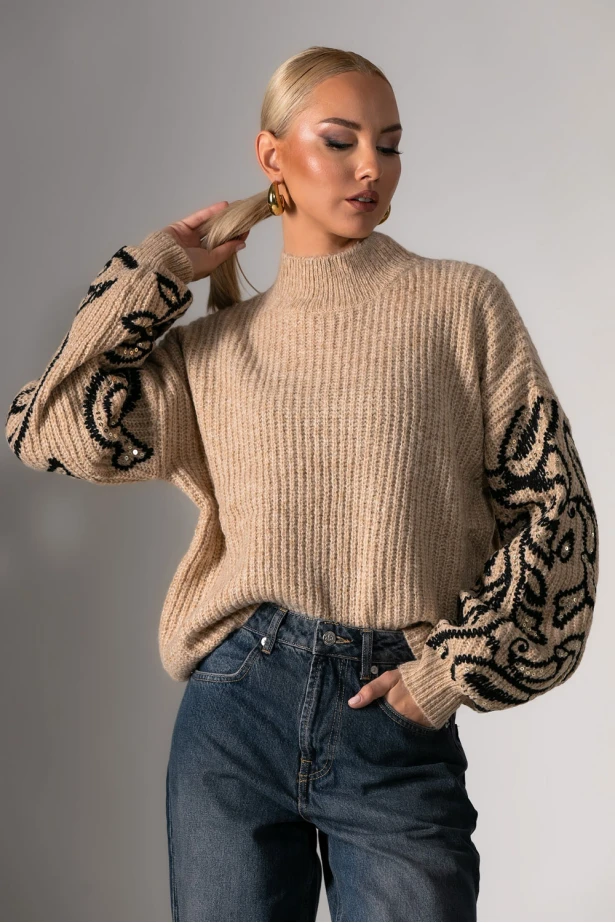 Πλεκτή μπλούζα με balloon μανίκια και σχέδια μπεζ