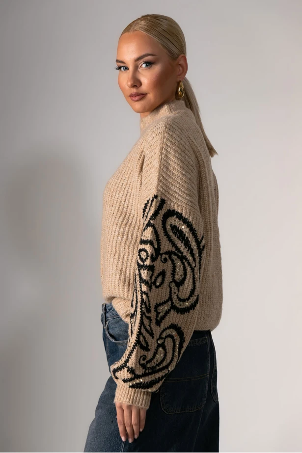 Πλεκτή μπλούζα με balloon μανίκια και σχέδια μπεζ