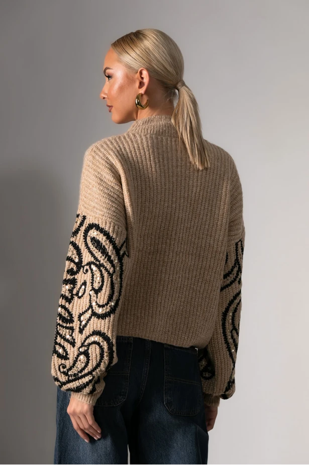 Πλεκτή μπλούζα με balloon μανίκια και σχέδια μπεζ