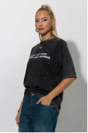 Oversized t-shirt με στάμπα bosks, not guns και στρας ανθρακί