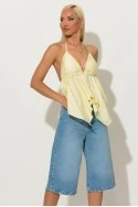 Halter top με cups και δέσιμο στο λαιμό και στην πλάτη κίτρινο