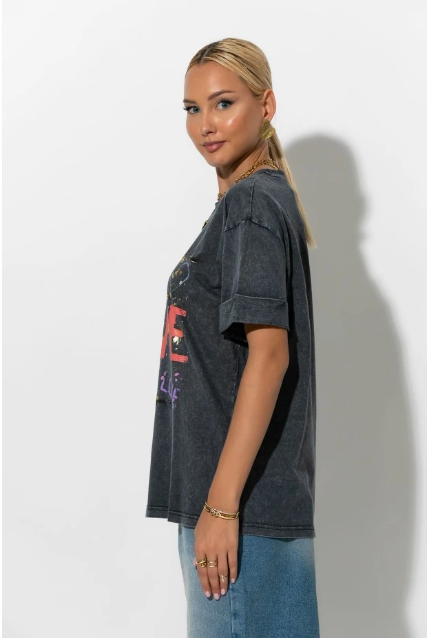 T-Shirt με στάμπα graffiti ανθρακί 