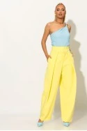 Crop top γκοφρέ με έναν ώμο και αγκράφα σιέλ