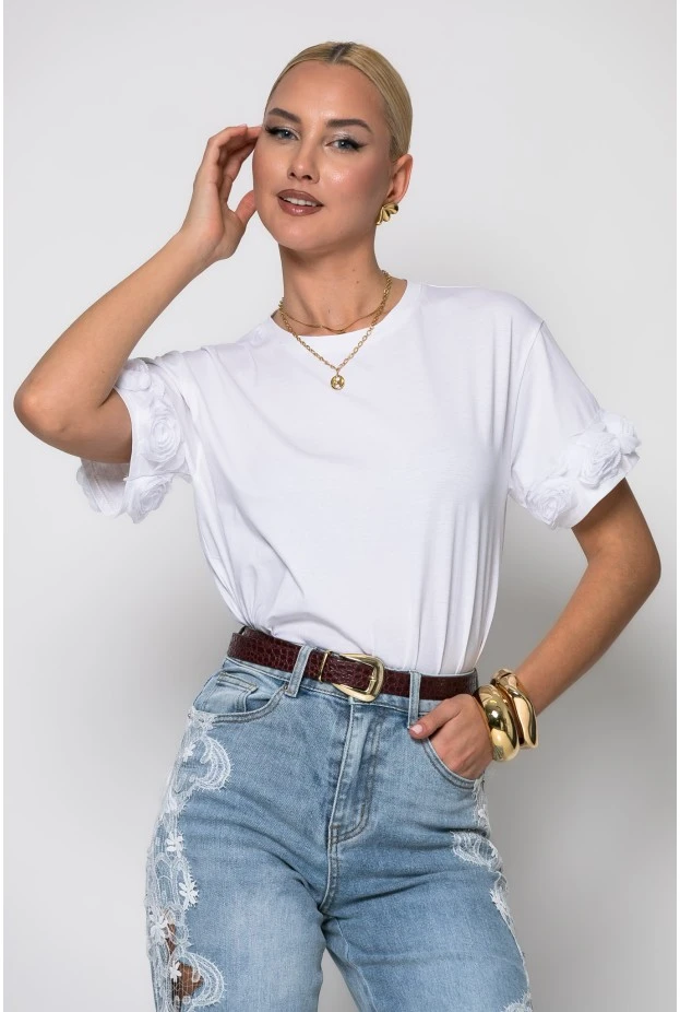 T-shirt κοντομάνικο με τούλινα λουλούδια στα μανίκια λευκό